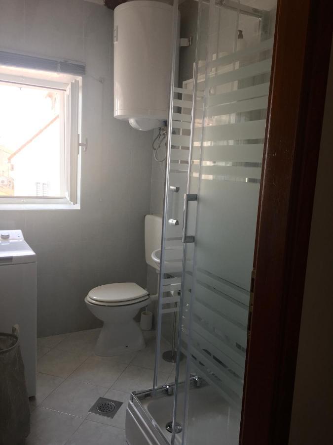 Casa Plava Sea View Apartment Ровинь Экстерьер фото