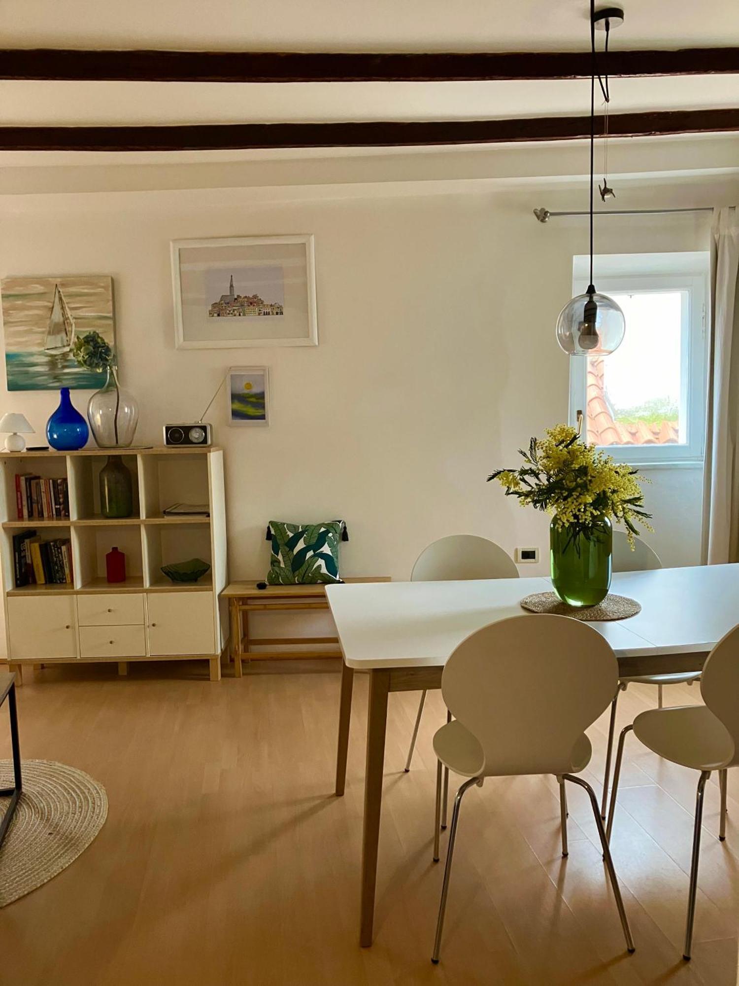 Casa Plava Sea View Apartment Ровинь Экстерьер фото